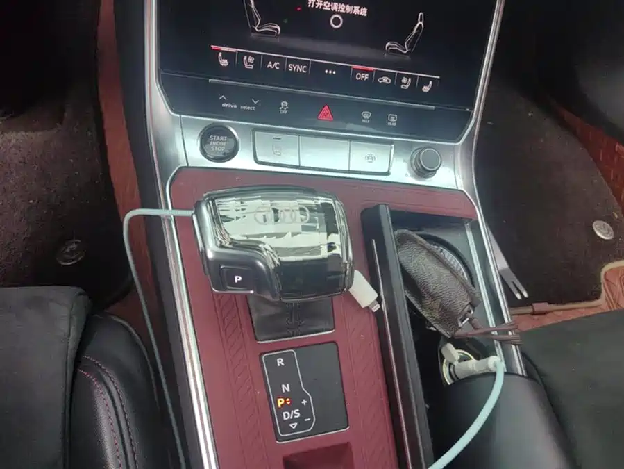 Audi A6L 2023 Бензин