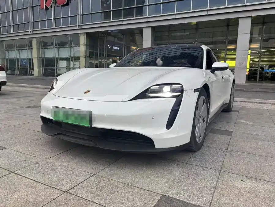 Porsche Taycan 2021 Электрический