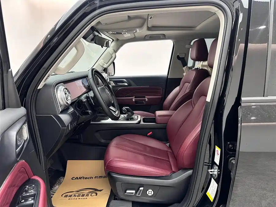 Tank 300 2023 Бензин