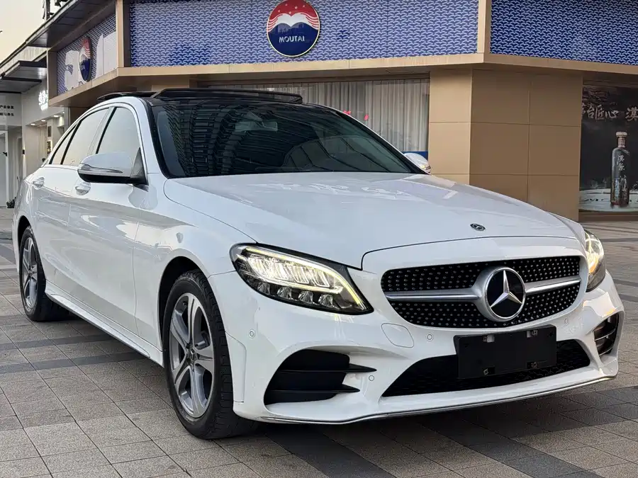 Mercedes-Benz C-Class 2019 Гибрид