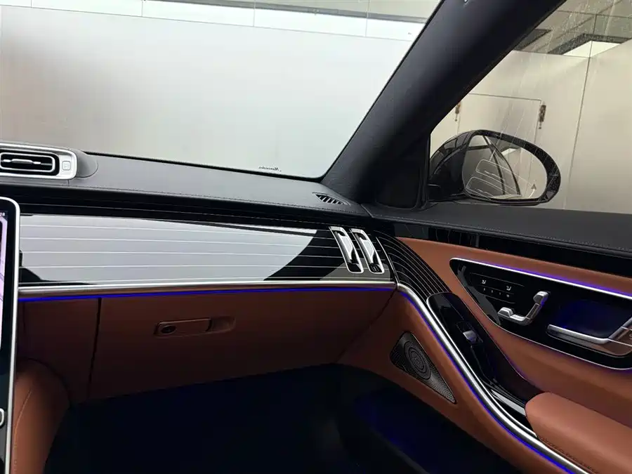 Mercedes-Benz S-Class 2024 Гибрид