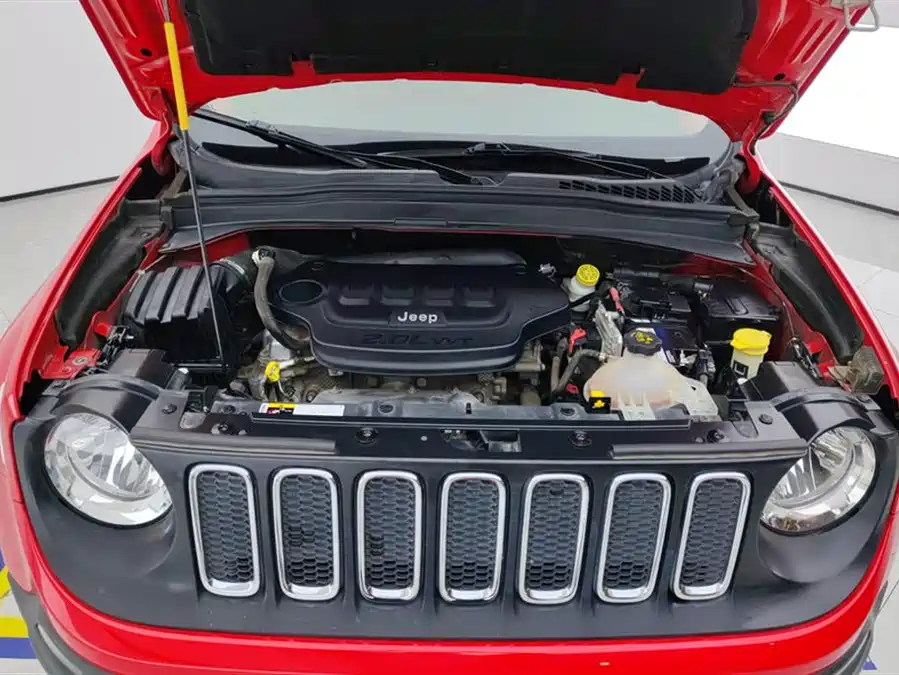 Jeep Renegade 2019 Бензин