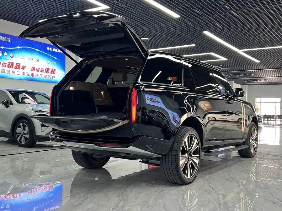 Land Rover Range Rover 2023 Гибрид