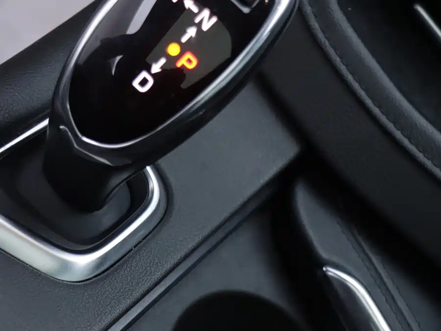 Cadillac XT5 2018 Гибрид