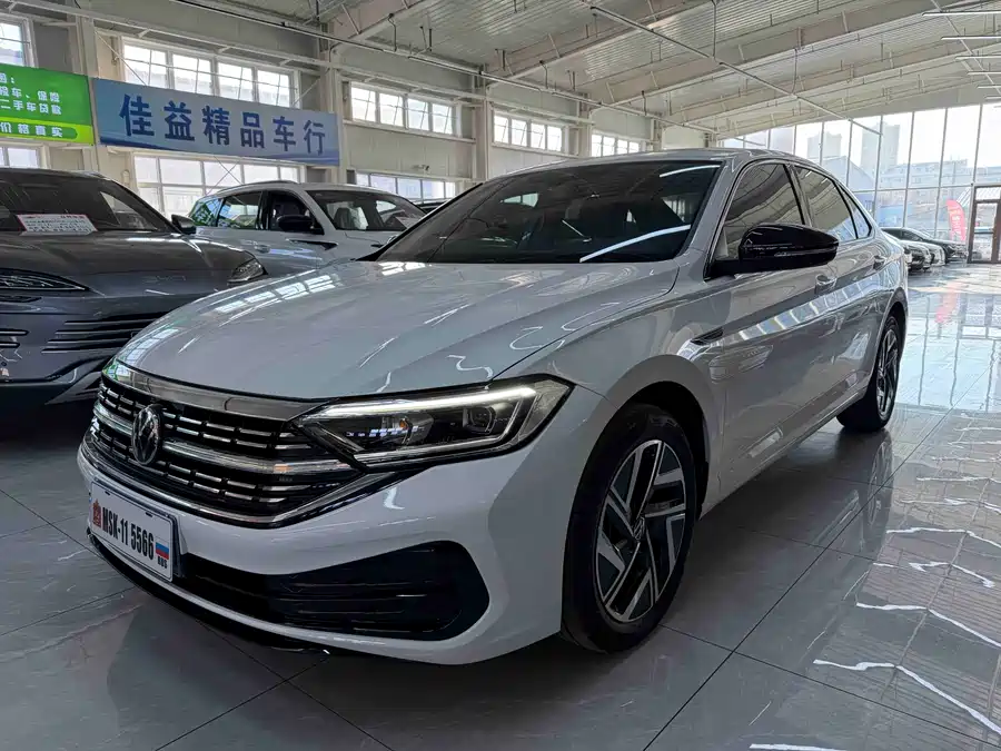 Volkswagen Sagitar 2022 Бензин