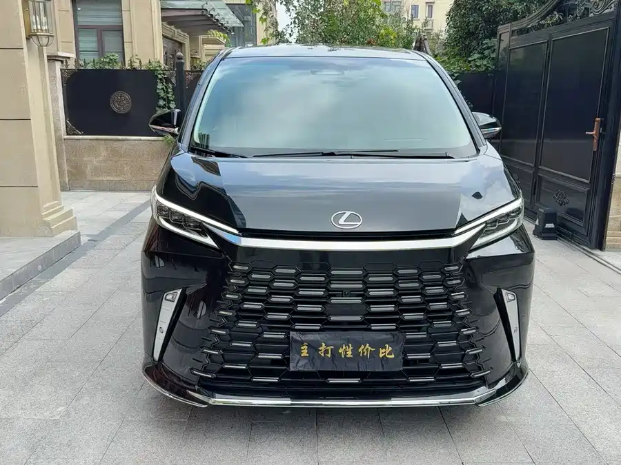 Lexus LM 2024 Гибрид