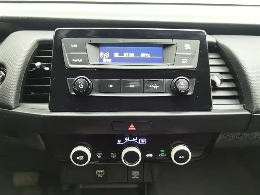 Honda Fit 2021 Бензин