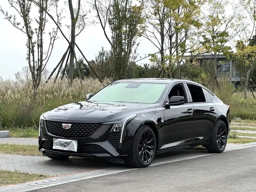 Cadillac CT5 2024 Бензин