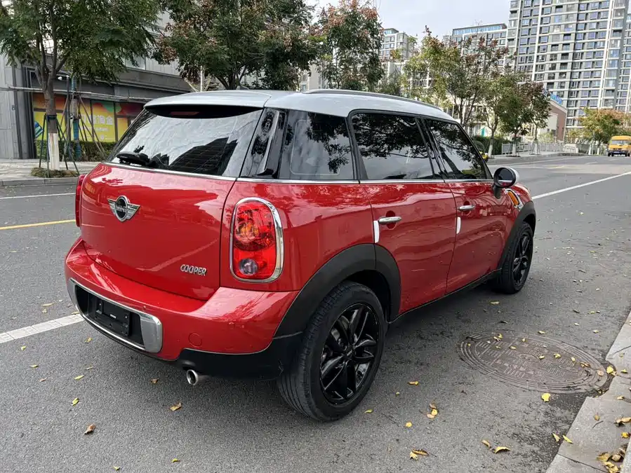 MINI COUNTRYMAN 2013 Бензин