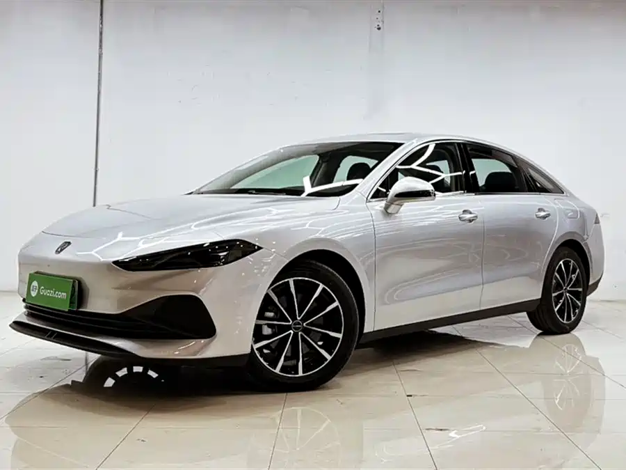 Roewe D7 2025 Подключаемый гибрид