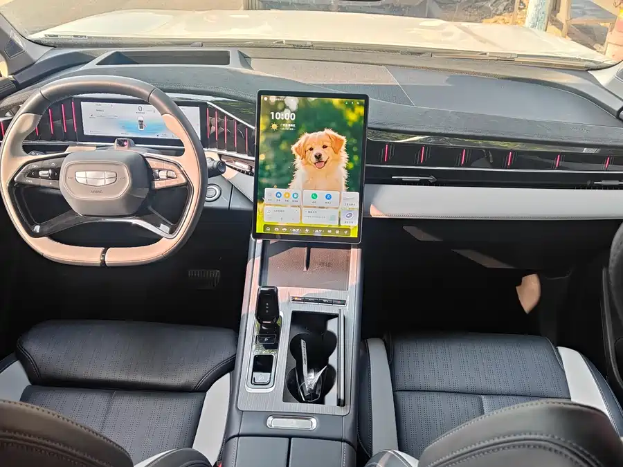 Geely Boyue L 2024 Бензин