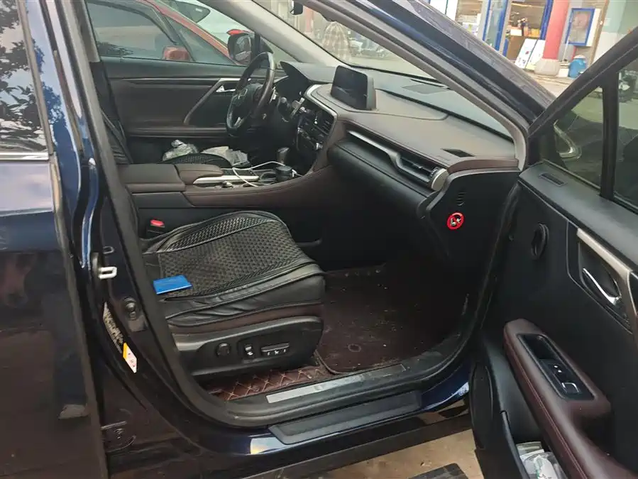 Lexus RX 2019 Бензин