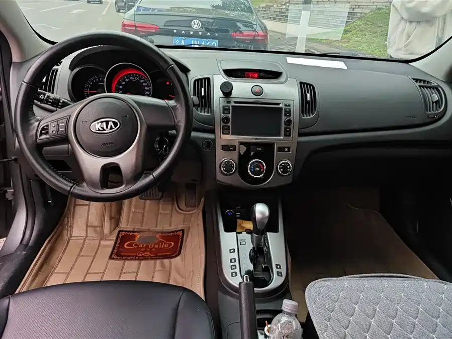 Kia Forte 2011 Бензин