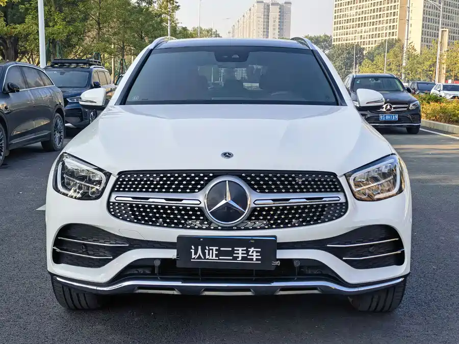 Mercedes-Benz GLC 2021 Бензин