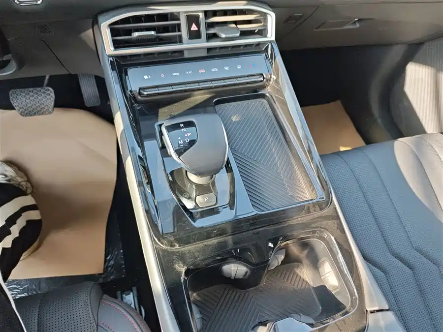 Jetour Dashing 2025 Бензин