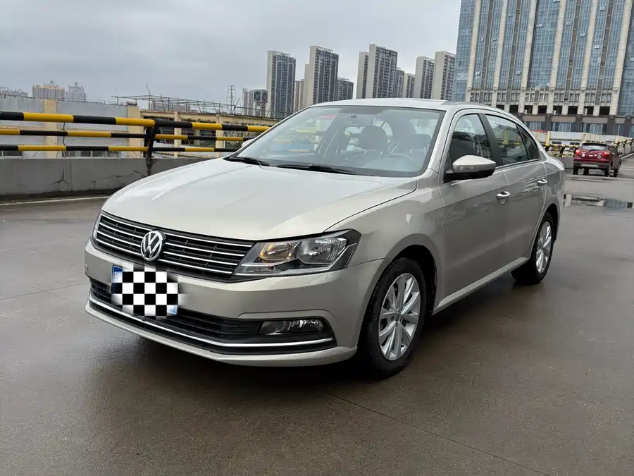 Volkswagen Lavida 2018 Бензин