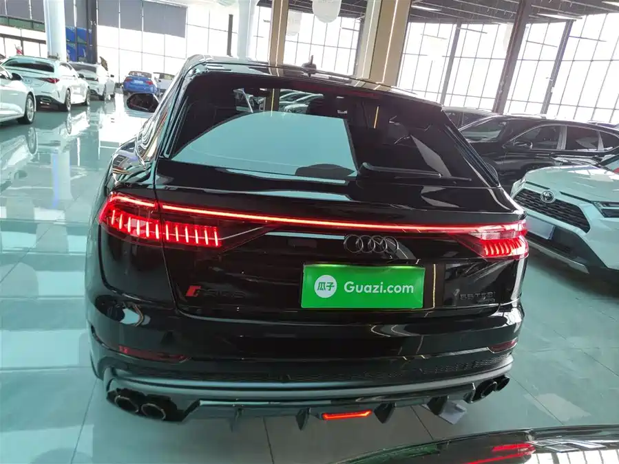 Audi Q8 2020 Бензин