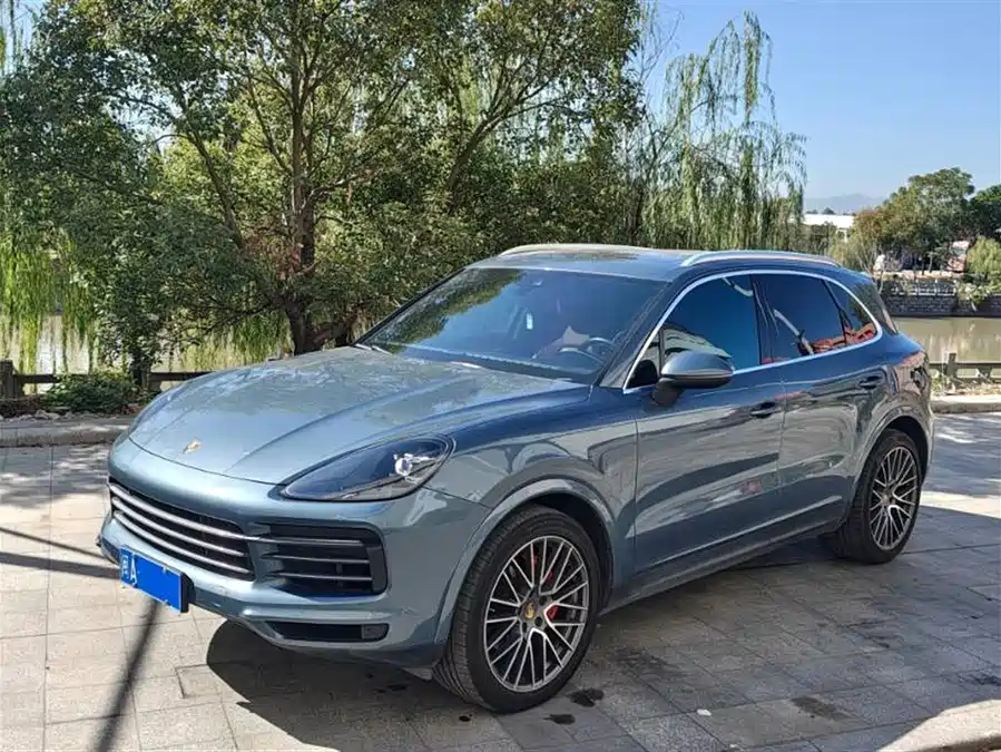 Porsche Cayenne 2018 Бензин