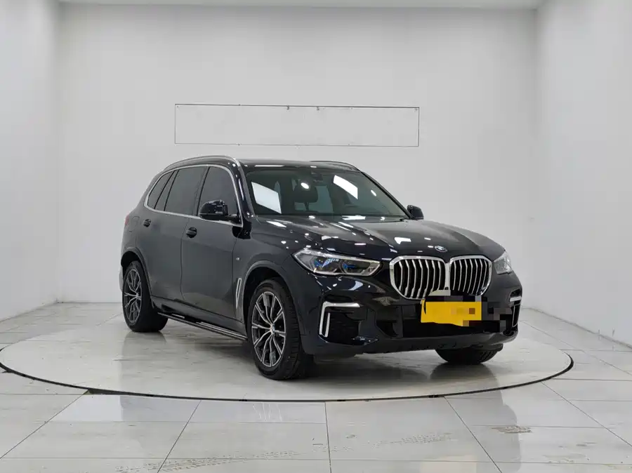 BMW X5 2023 Бензин