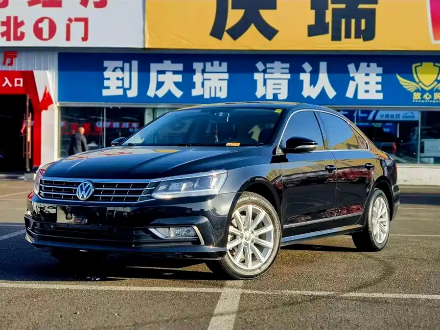 Volkswagen Passat 2019 Бензин