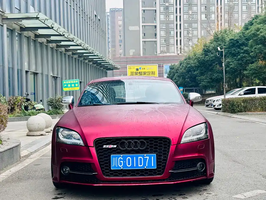 Audi TTS 2013 Бензин