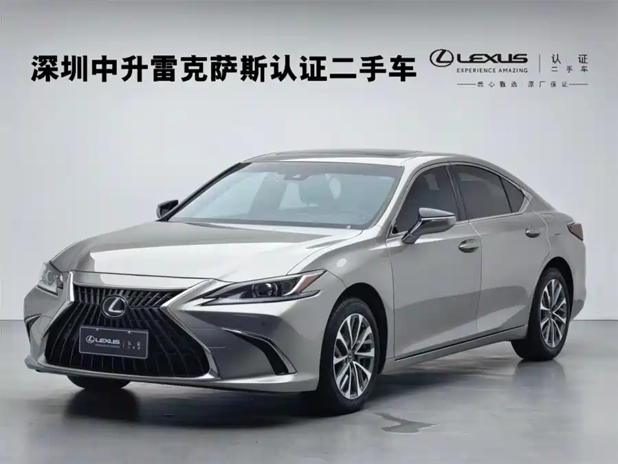 Lexus ES 2022 Бензин