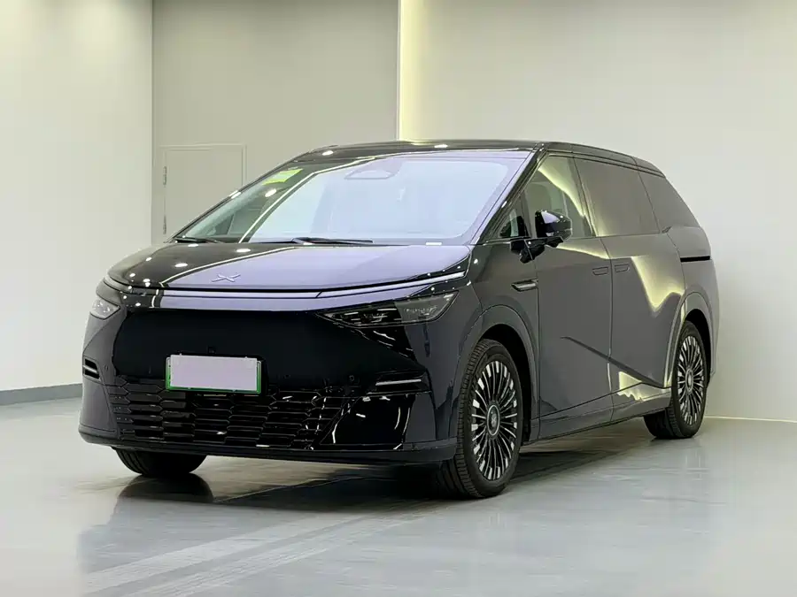 Xpeng X9 2025 Электрический