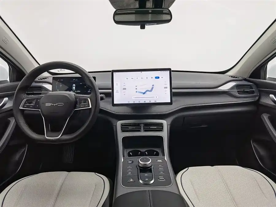 BYD Destroyer 05 2024 Подключаемый гибрид