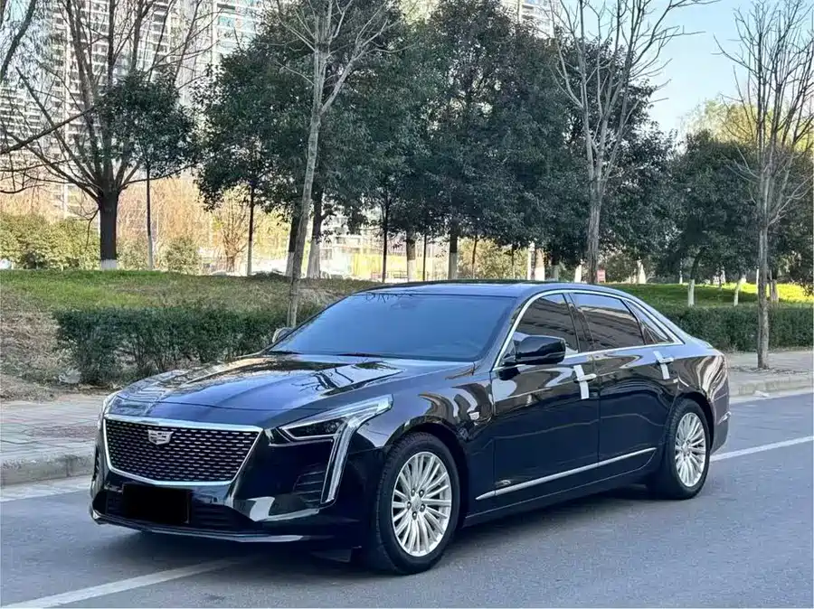 Cadillac CT6 2023 Бензин