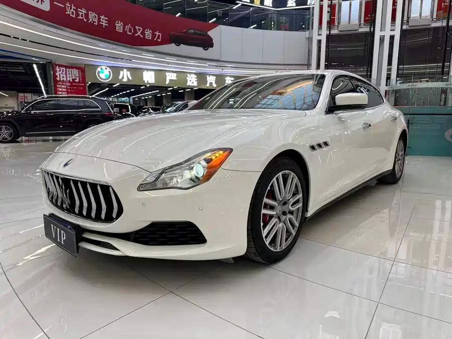 Maserati Quattroporte 2015 Бензин