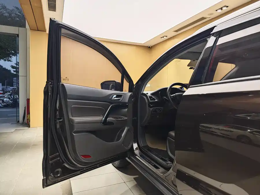 GAC Trumpchi Trumpchi GS4 EV 2018 Подключаемый гибрид