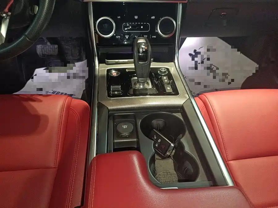 Jaguar XEL 2021 Бензин