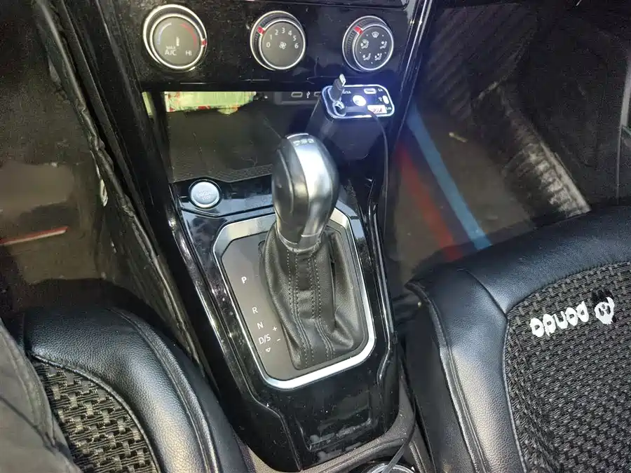 Volkswagen T-ROC 2022 Бензин