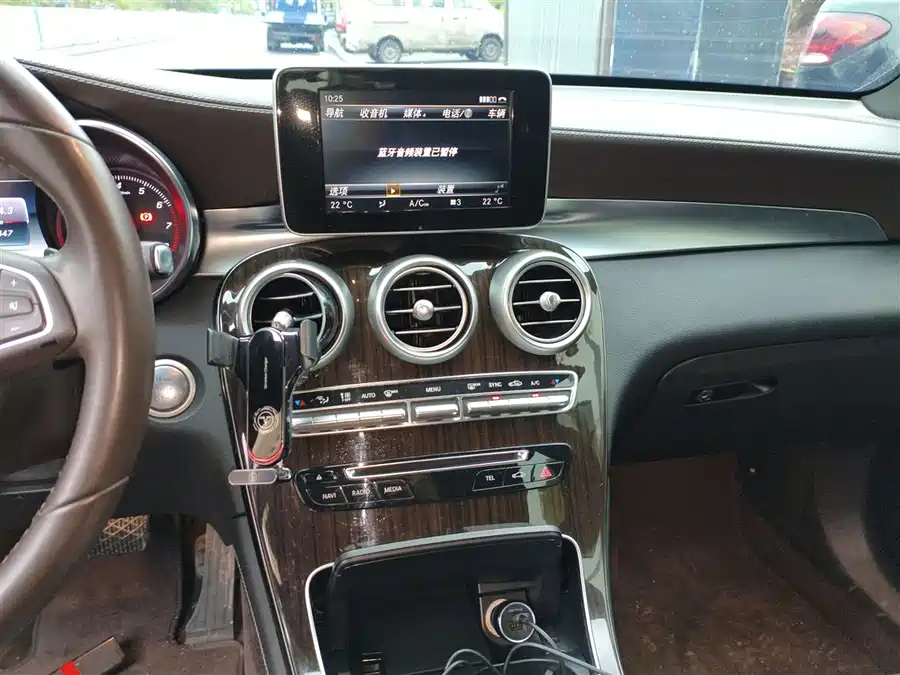 Mercedes-Benz GLC 2017 Бензин