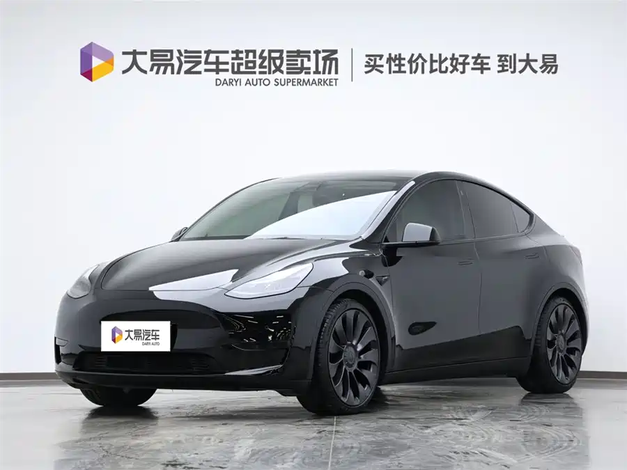 Tesla Model Y 2023 Электрический
