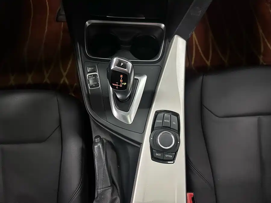 BMW 3 Series 2014 Бензин