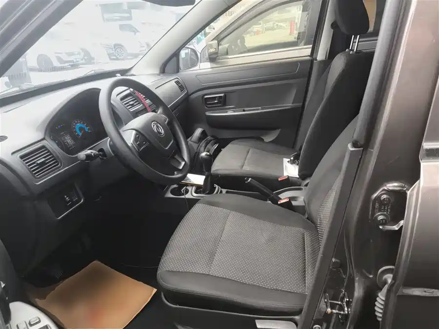 Dongfeng FENGON FENGON 330 2021 Бензин