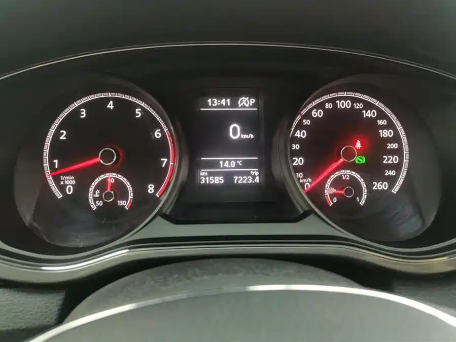 Volkswagen Passat 2019 Бензин