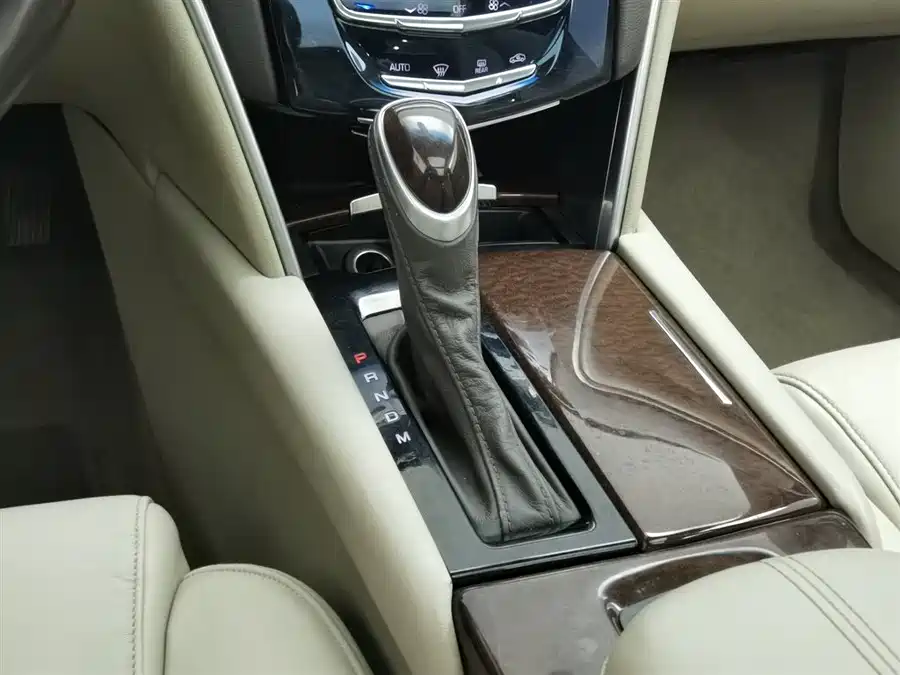 Cadillac XTS 2017 Бензин