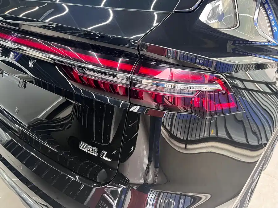 Geely Monjaro L 2022 Бензин