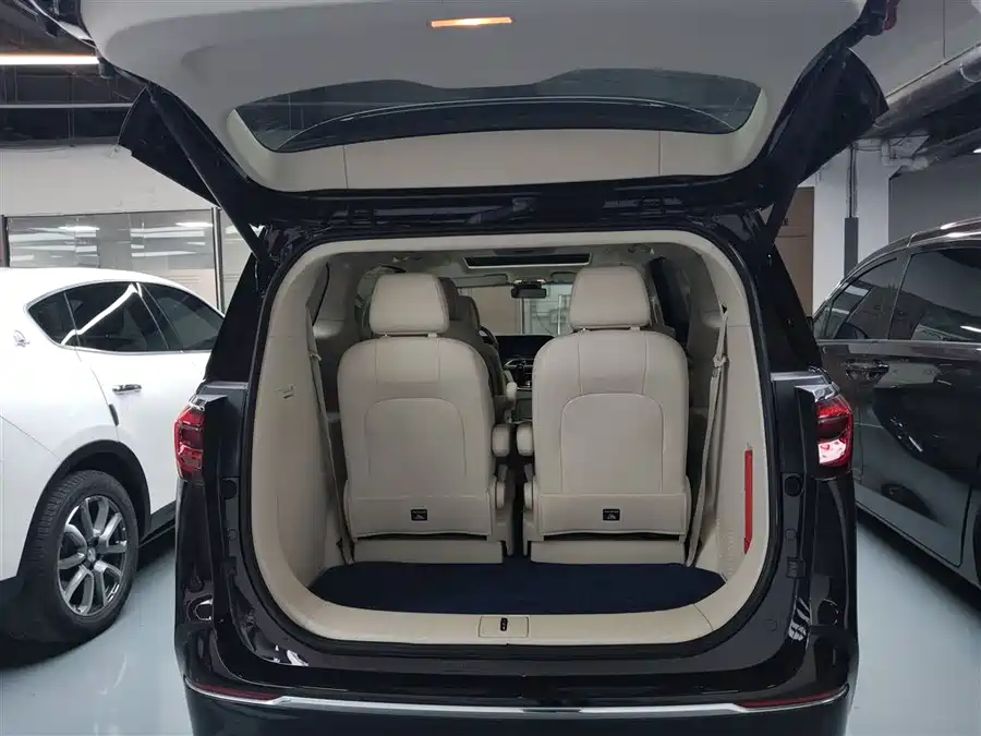 Buick GL8 2021 Бензин