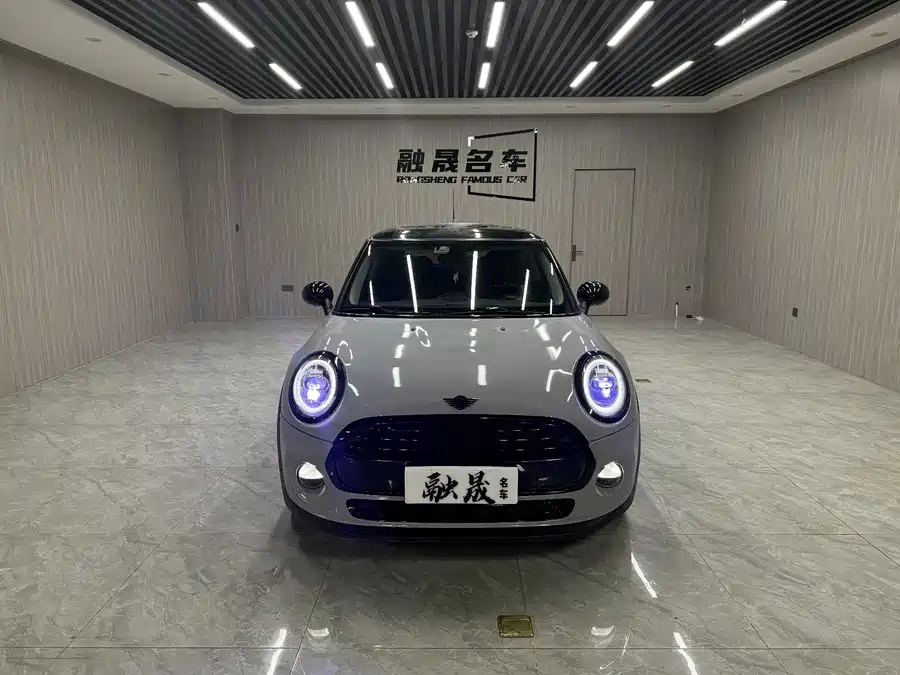 MINI 2016 Бензин