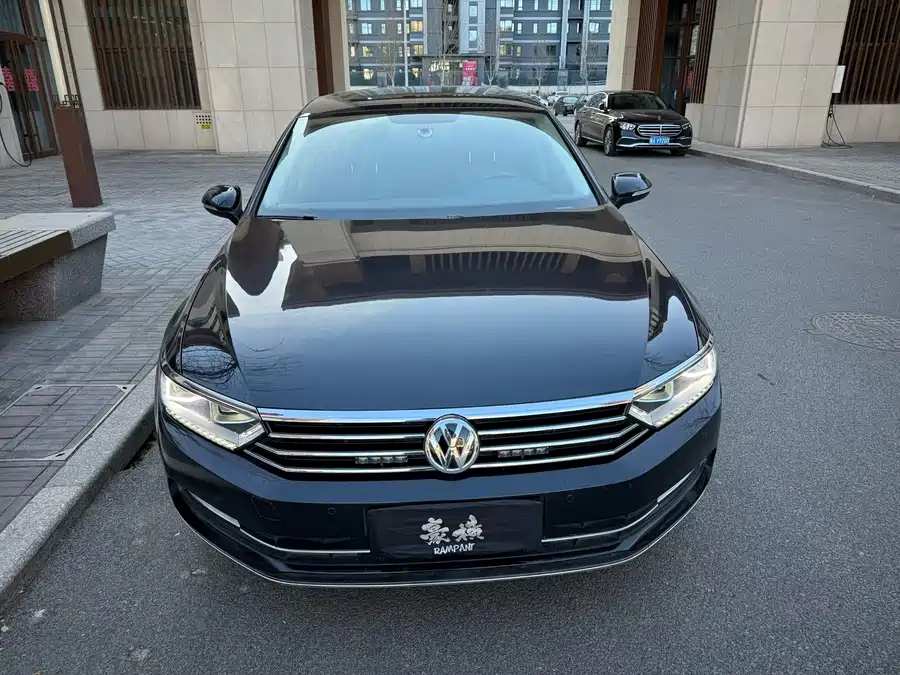 Volkswagen Magotan 2019 Бензин