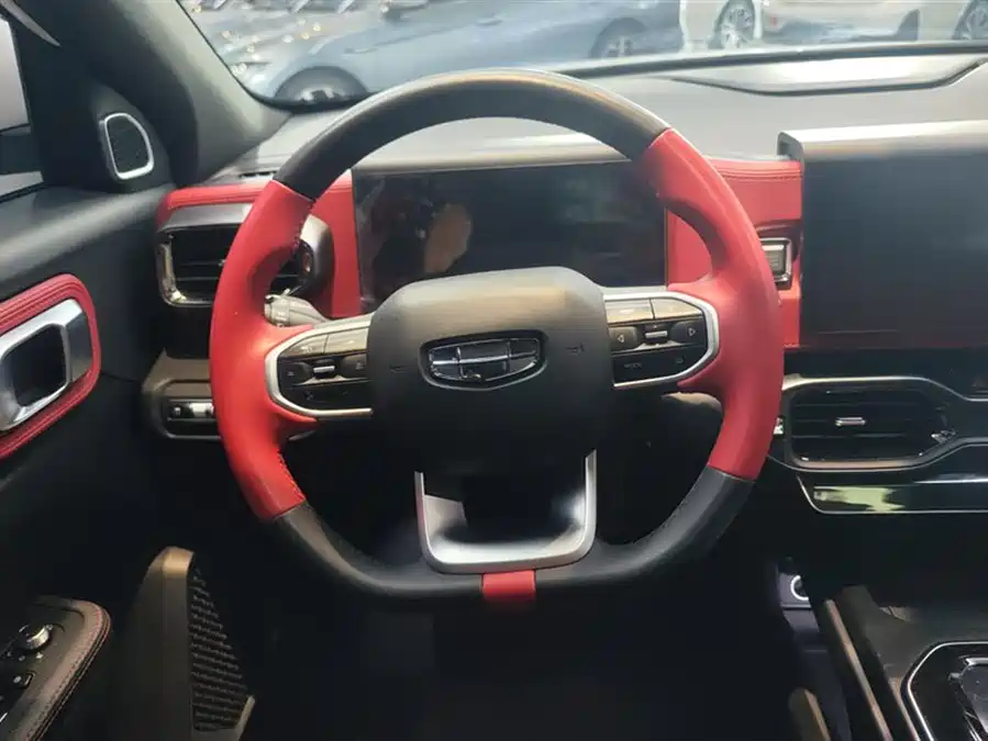 Geely ICON 2022 Гибрид