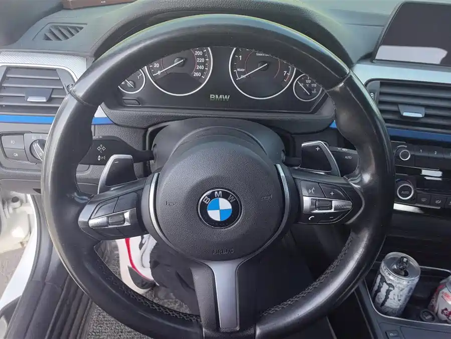 BMW 3 Series 2018 Бензин