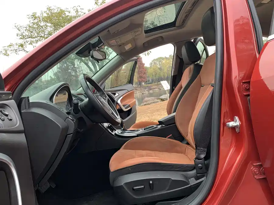 Buick Regal 2017 Бензин