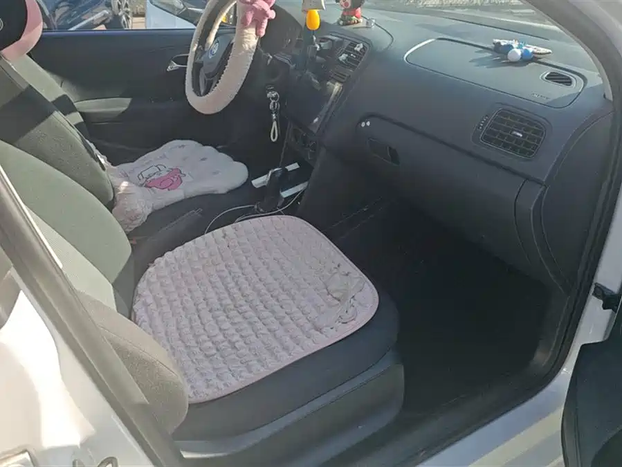 Volkswagen Polo 2018 Бензин