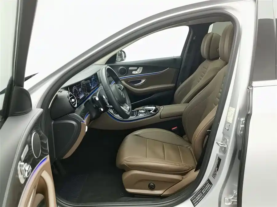 Mercedes-Benz E-Class 2017 Бензин