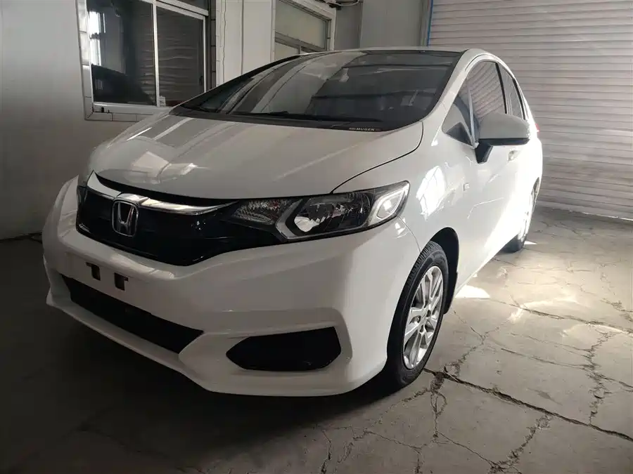 Honda Fit 2019 Бензин