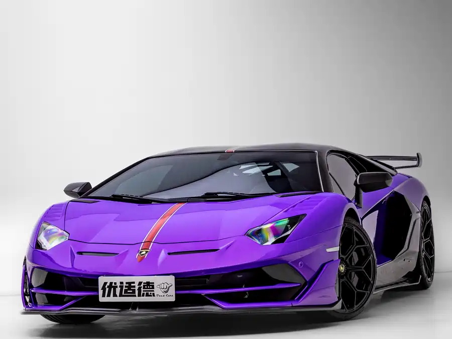 Lamborghini Aventador 2012 Бензин